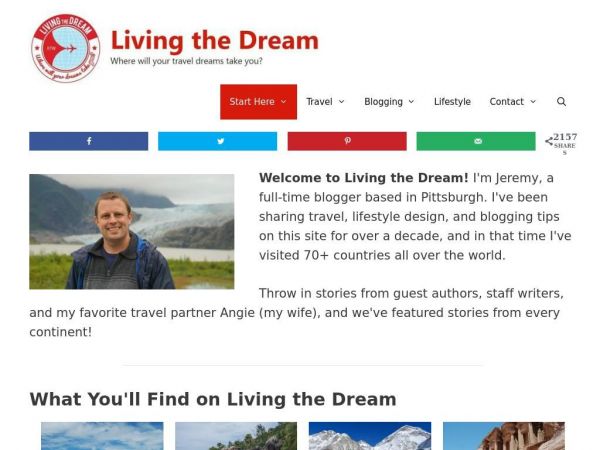 livingthedreamrtw.com